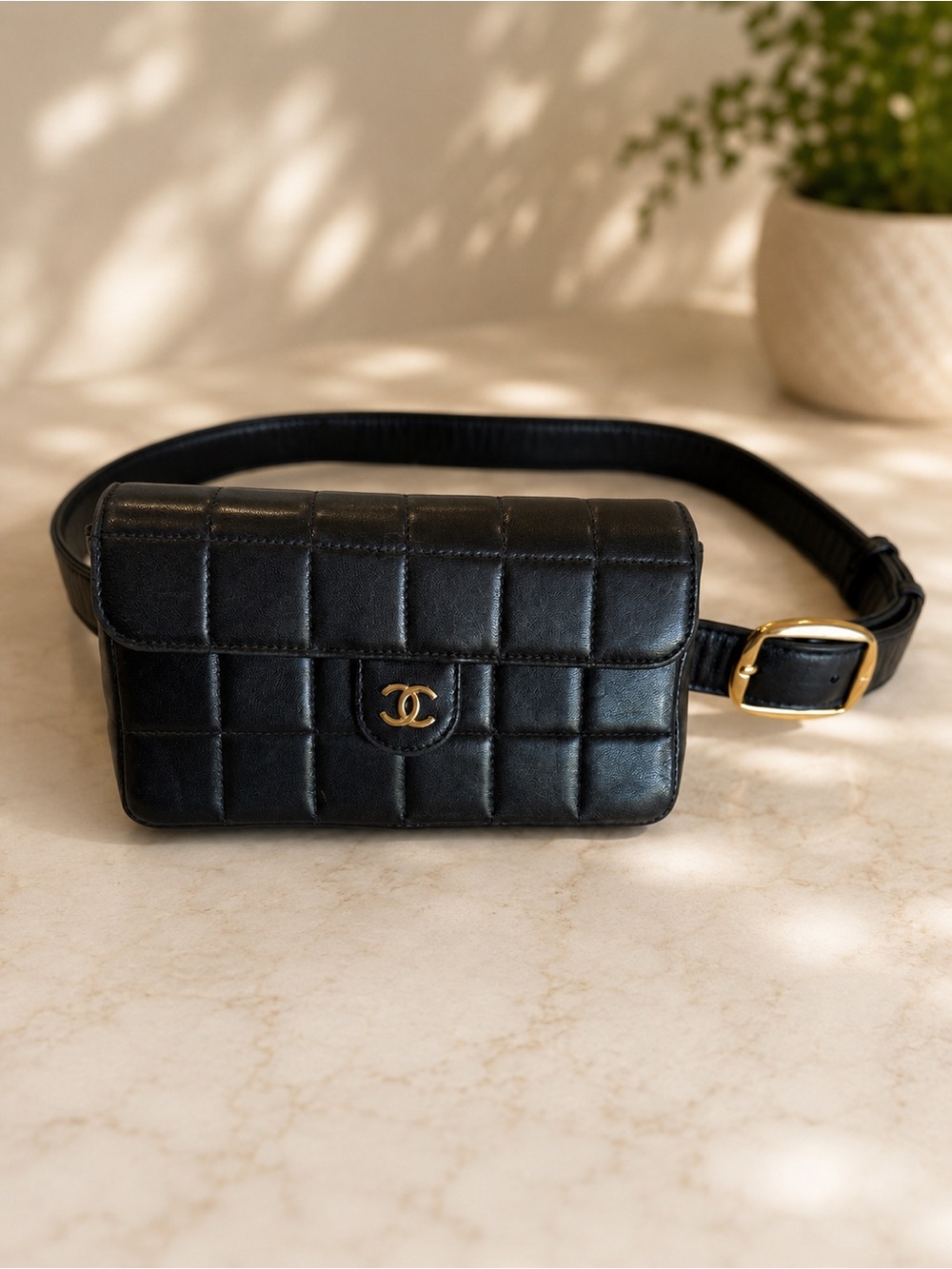 Rare Authentic Vintage Chanel Shop VIP  Order Belt Bag Black Lambskin 7-Series
